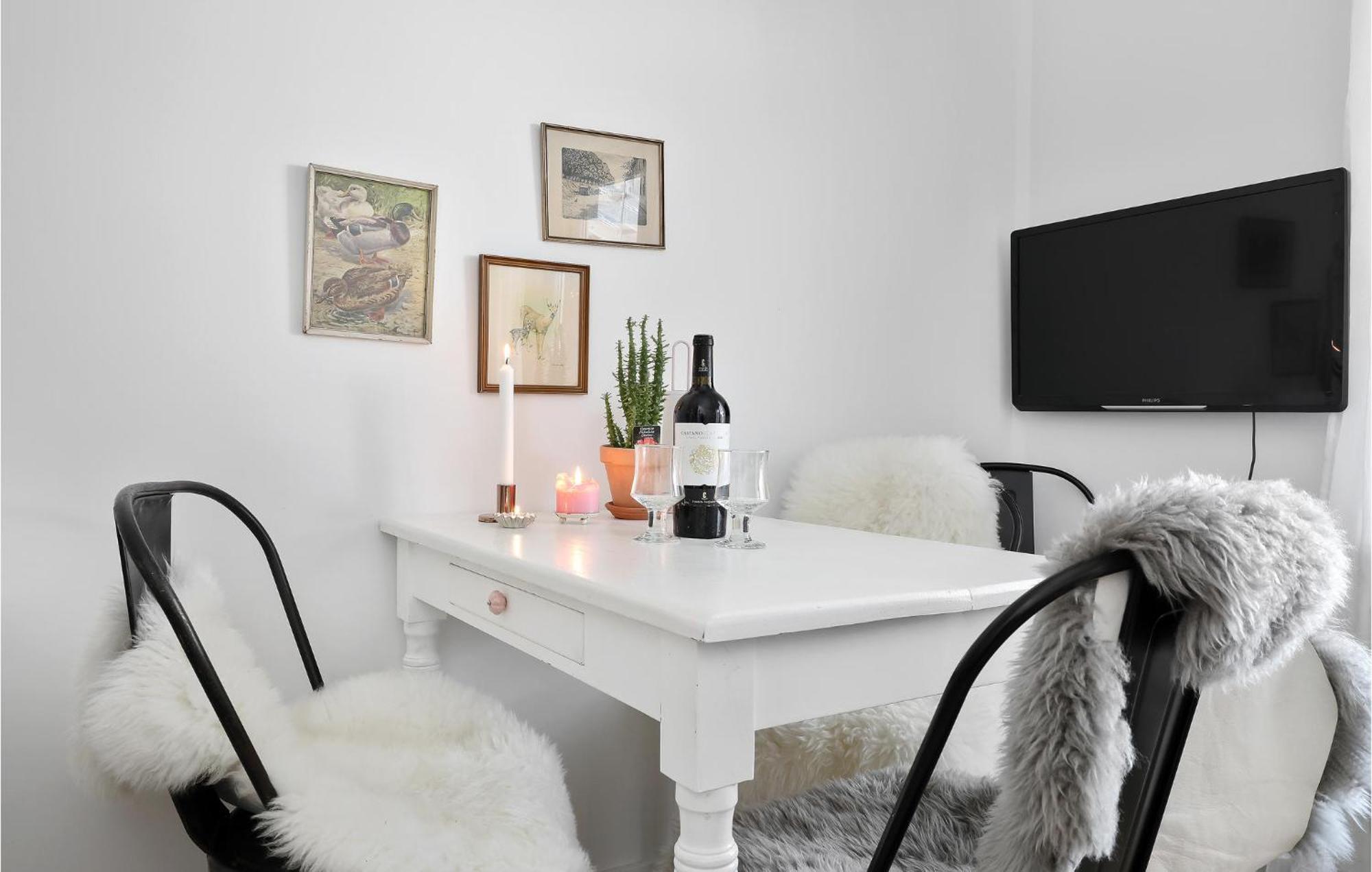 Beautiful Apartment In Nexo Luaran gambar